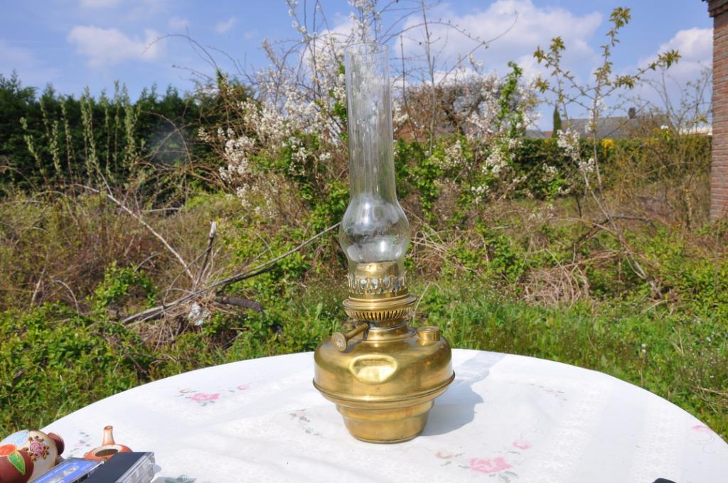 lampe a petrole en cuivre, Antiquités & Art, Enlèvement ou Envoi, Cuivre