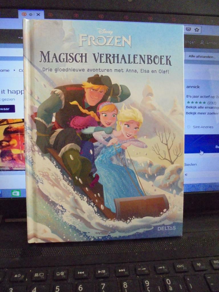 Frozen magisch verhalenboek, Boeken, Ophalen of Verzenden, Zo goed als nieuw, Sprookjes, 5 of 6 jaar