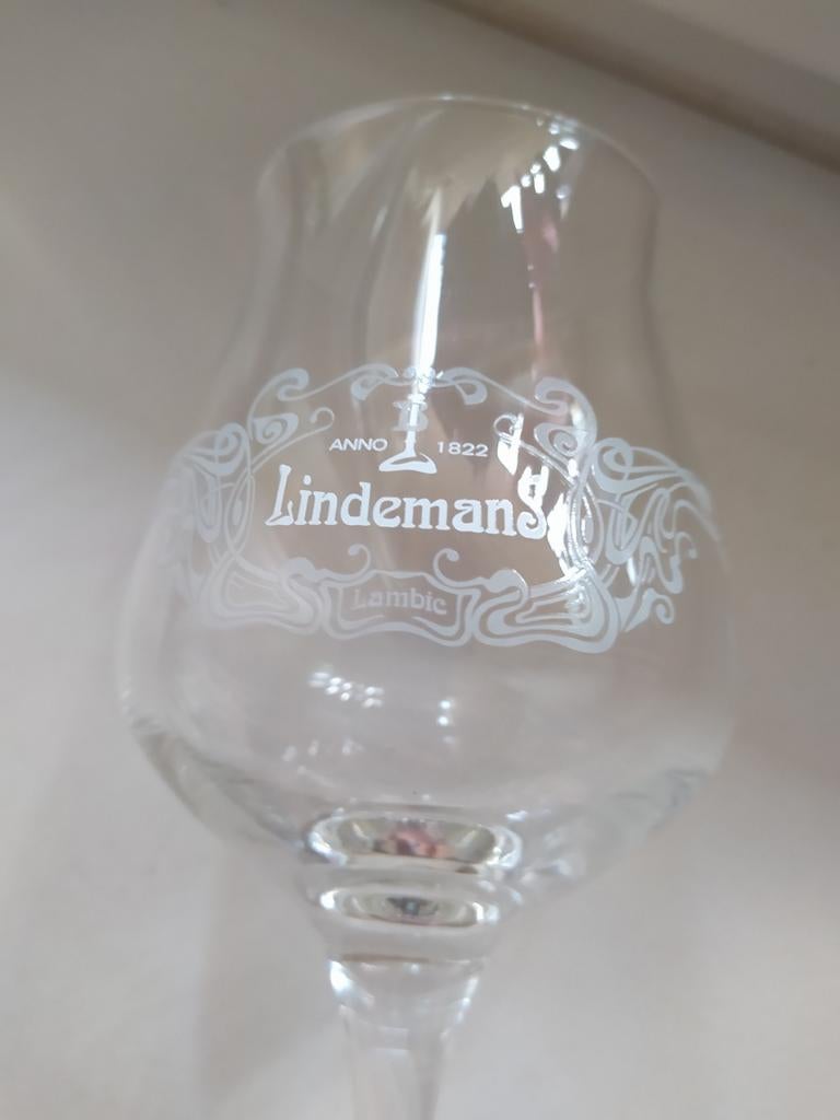 Bierglas van Lindemans, Ophalen of Verzenden, Zo goed als nieuw