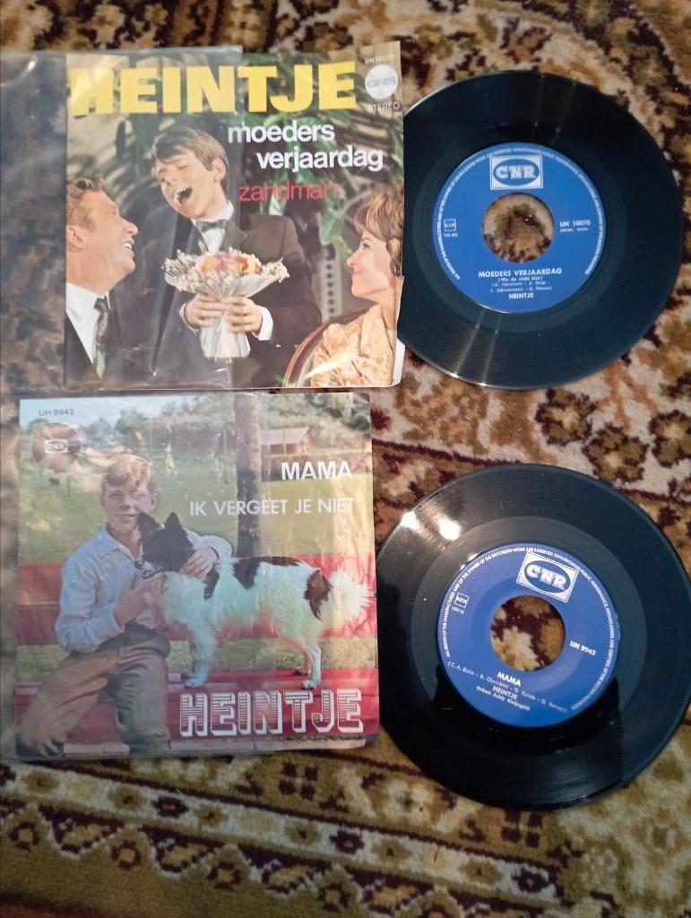 681) 2 singles (45t) vinyl Heintje Mama, Cd's en Dvd's, Vinyl | Nederlandstalig, Ophalen of Verzenden, Zo goed als nieuw, Levenslied of Smartlap
