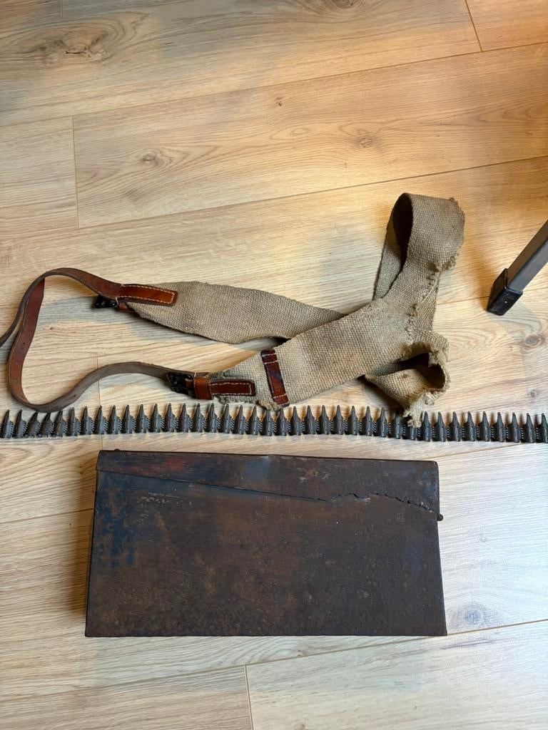 Duitse MG34/42 munitiekist ( met gemerkte draagriem), Ophalen of Verzenden, Landmacht, Hulzen of Bodemvondsten