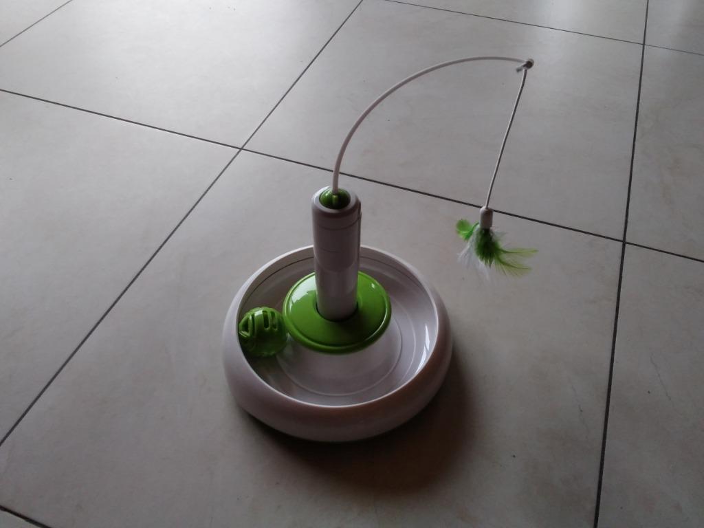 Jouet pour chat avec plume rotative, Enlèvement, Comme neuf