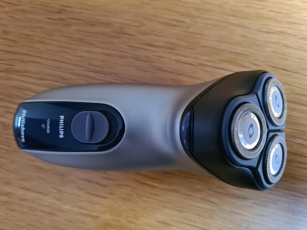 Rasoir électrique Philips HQ 6849, Enlèvement ou Envoi, Comme neuf