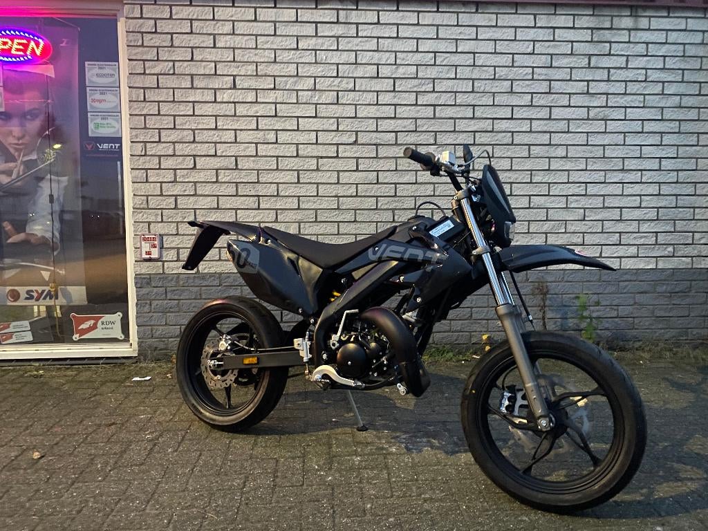 {HONDA MOTOR}Nieuwe: VENT SKATE 2-TAKT 50 DERBI SCHERCO BETA, Fietsen en Brommers, 6 versnellingen, Overige modellen, Nieuw, Ophalen of Verzenden