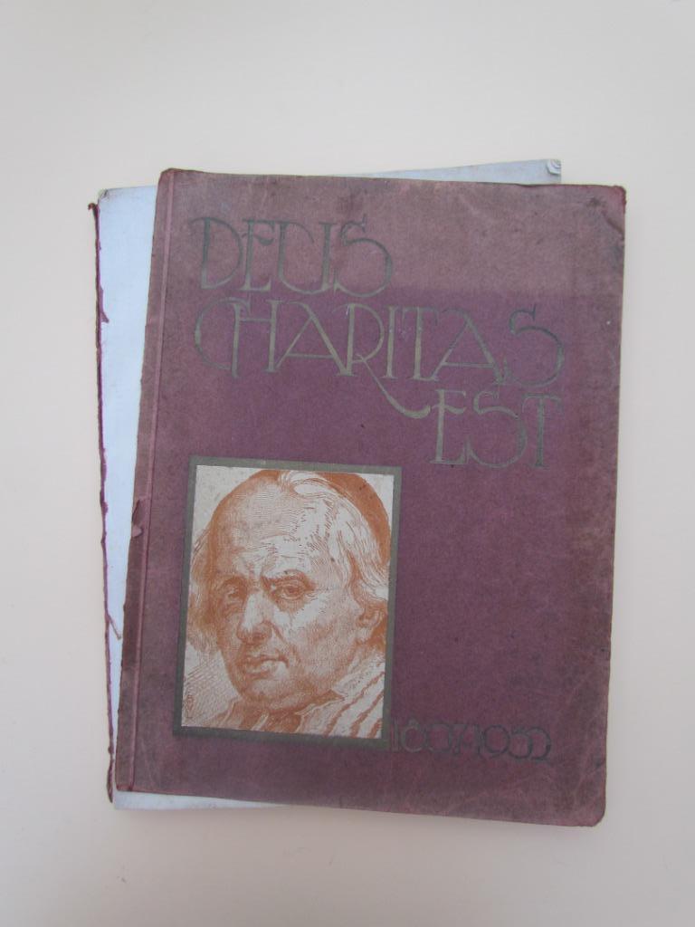 Deus Charitas Est (1807-1932) Te Deum Laudamus. 	Voor 125 ja, Boeken, Ophalen of Verzenden, 20e eeuw of later, Gelezen