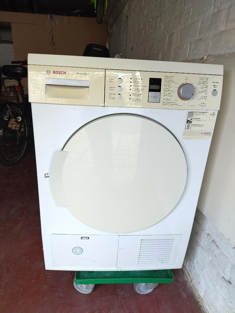 Sèche-linge Bosch Avantixx 7 A pour pièces, 6 à 8 kg, Enlèvement ou Envoi, Chargeur frontal, Ne fonctionne pas