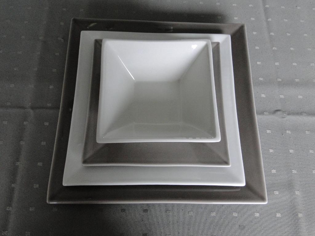 Hoogwaardig handgemaakt servies voor 12 personen, Ophalen, Zo goed als nieuw, Aardewerk, Compleet servies