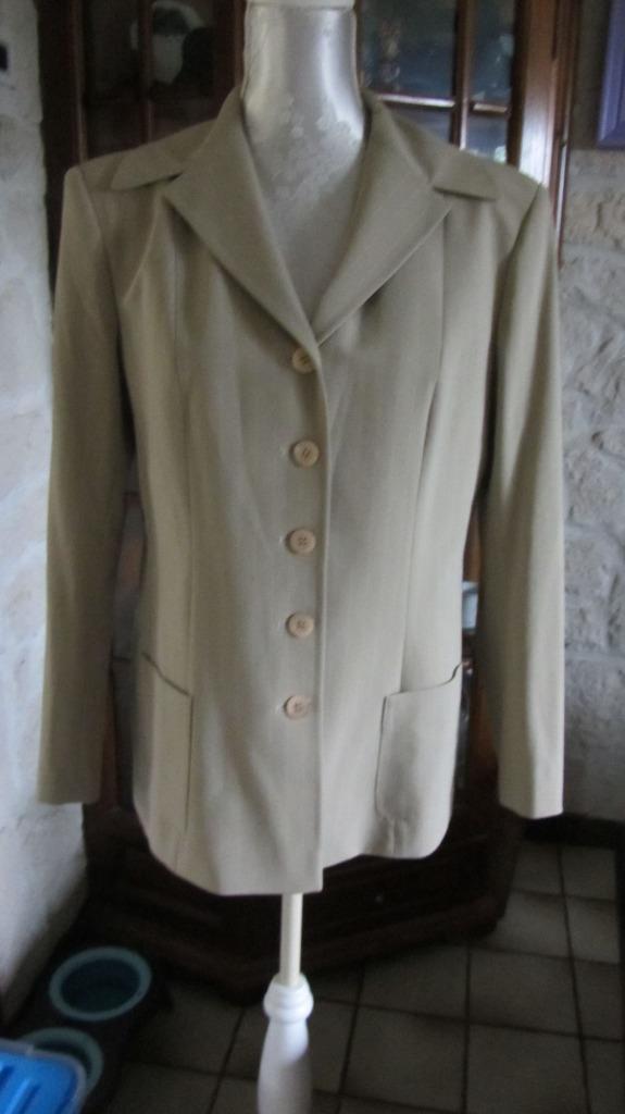 Veste Melvin neuve, Vêtements | Femmes, Enlèvement, Neuf, Taille 42/44 (L), Beige