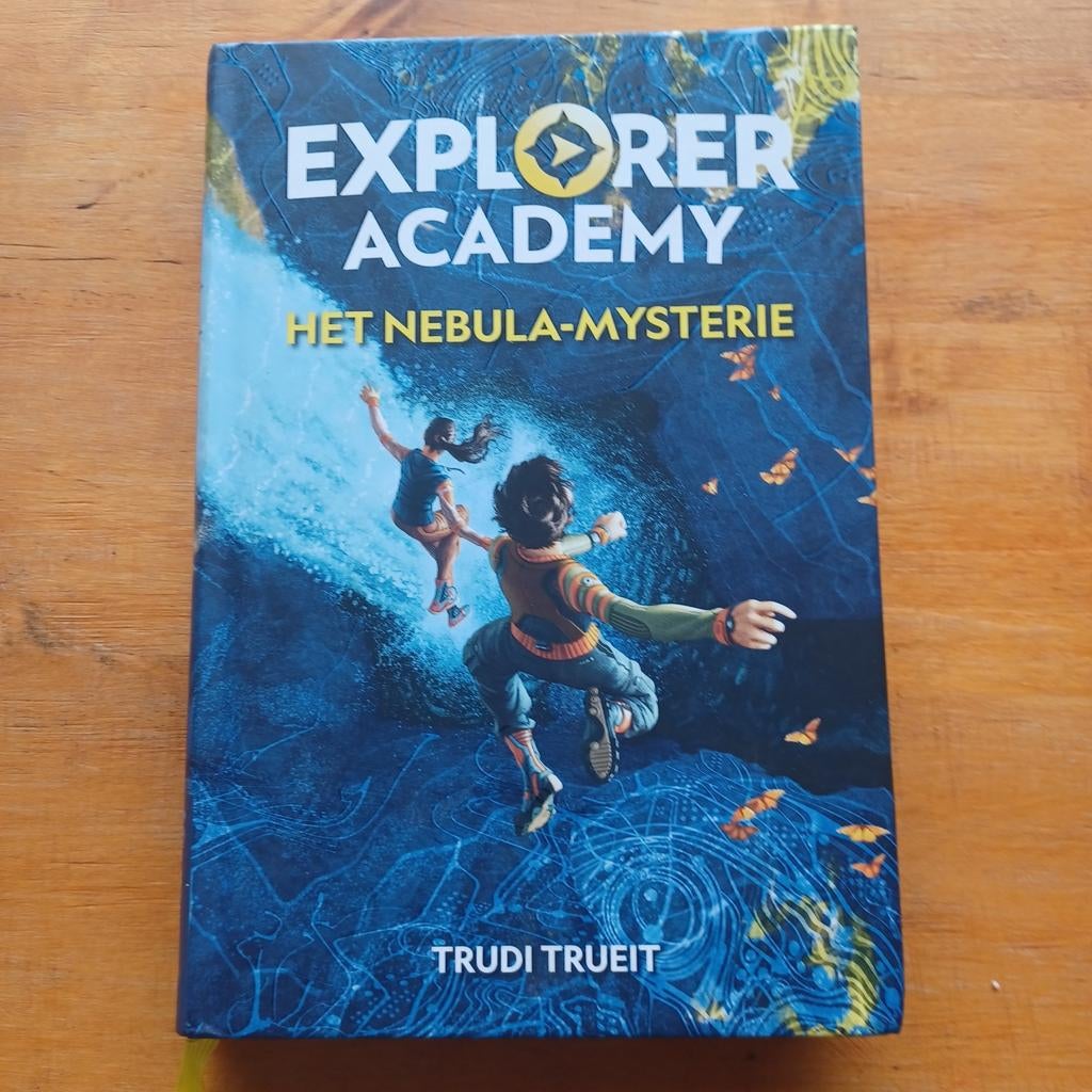 Trudi Trueit - Het Nebula-mysterie, Enlèvement ou Envoi, Comme neuf, Trudi Trueit