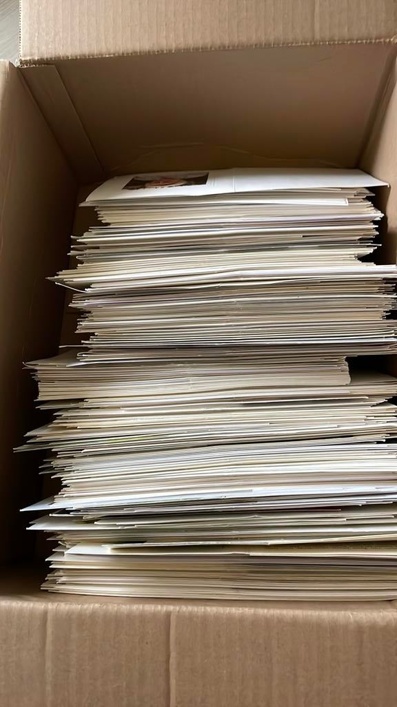 Doos bidprentjes mix, Verzamelen, Bidprentjes en Rouwkaarten, Ophalen of Verzenden, Bidprentje