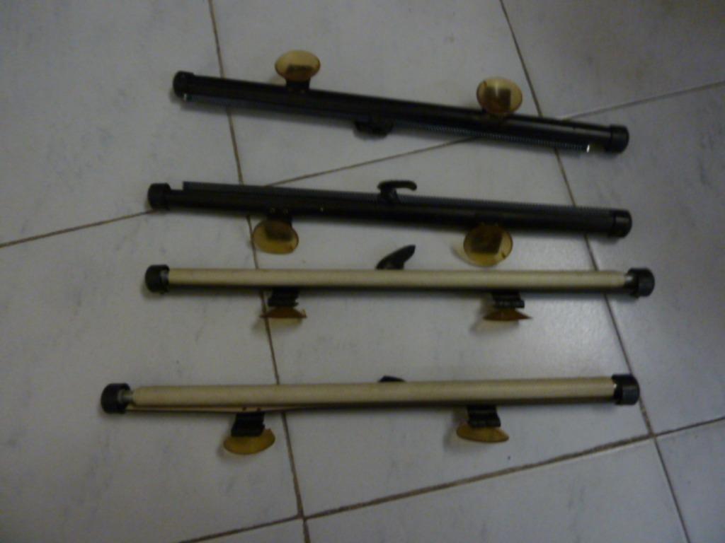 4 pare-soleil enroulables pour voiture à ventouses l: 53 cm, Ophalen, Gebruikt
