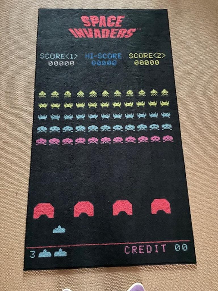 Tapis Space Invaders - 100 x 177 cm, Ophalen, Gebruikt