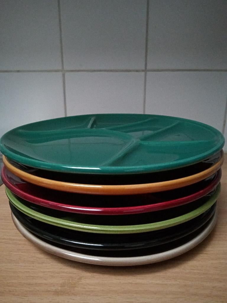 FONDUEBORDEN teppanyaki gourmet diverse kleuren 6 stuks, Antiek en Kunst, Antiek | Servies compleet, Ophalen of Verzenden