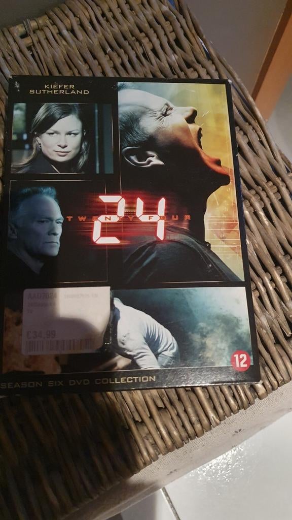 24 DVD'S, Cd's en Dvd's