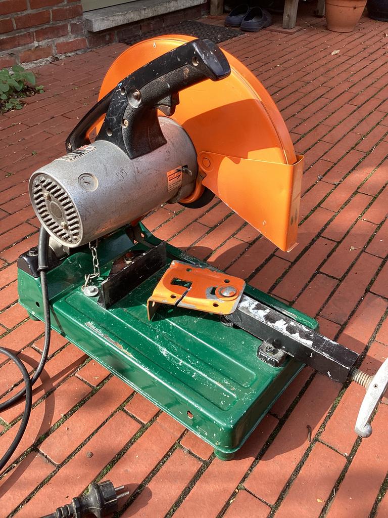 Afkortzaag Makita, Ophalen, Gebruikt, Afkortzaag