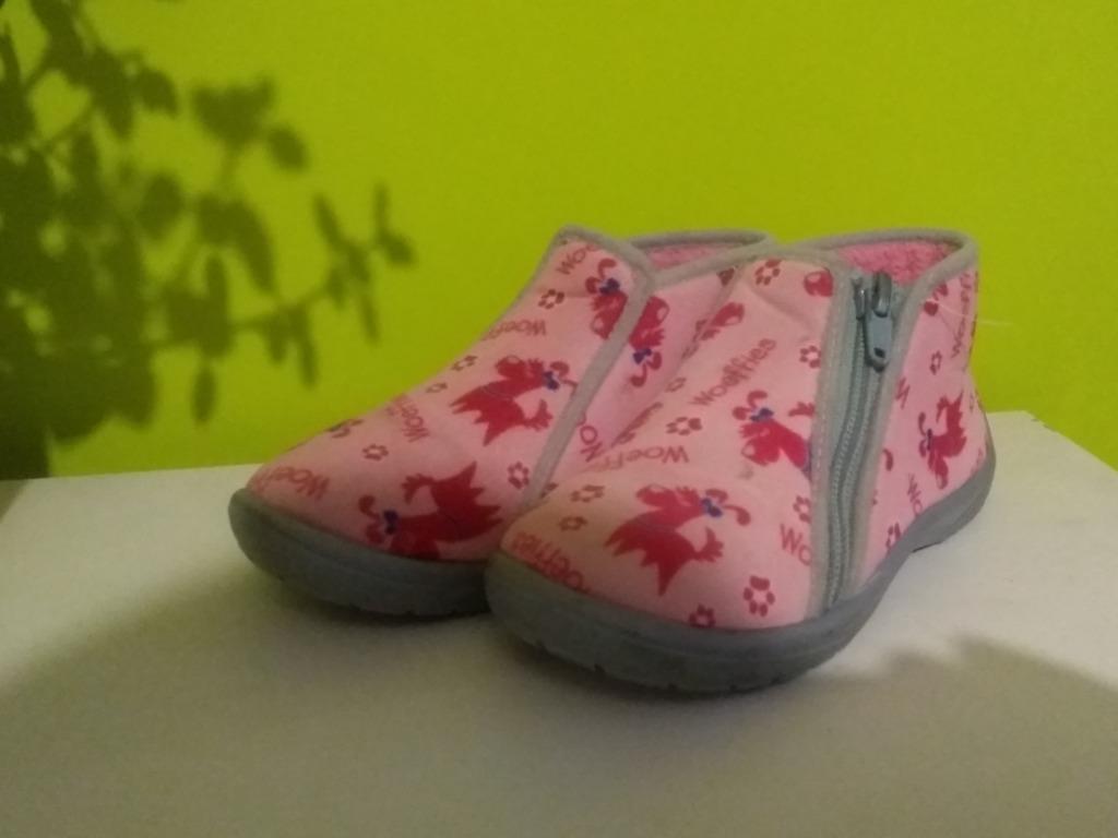 Pantoffels Woeffies - maat 27, Kinderen en Baby's, Gebruikt, Meisje, Overige typen, Ophalen of Verzenden