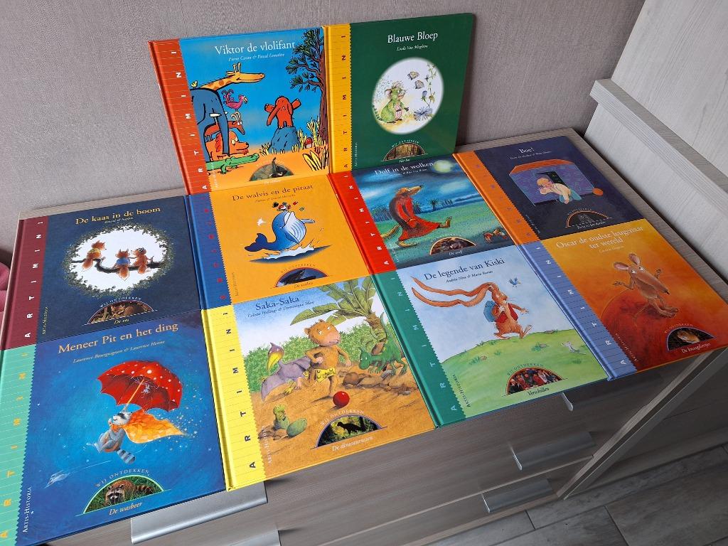 ✎ Educatieve kinderboeken artis historia, Boeken, Kinderboeken | Jeugd | onder 10 jaar, Ophalen of Verzenden, Zo goed als nieuw