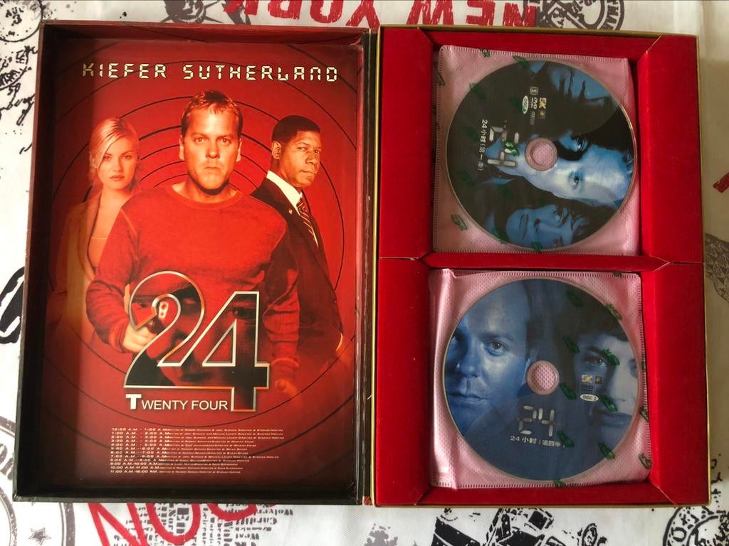 32 dvd's uit de 24 speciale editieseries, Cd's en Dvd's, Zo goed als nieuw