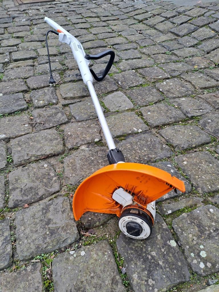 Kantenmaaier Stihl, Ophalen