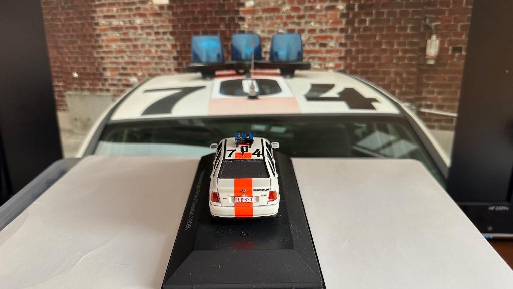 Volkswagen Polo 1/43 gendarmerie rijkswacht, Enlèvement, Utilisé, Voiture, Autres marques