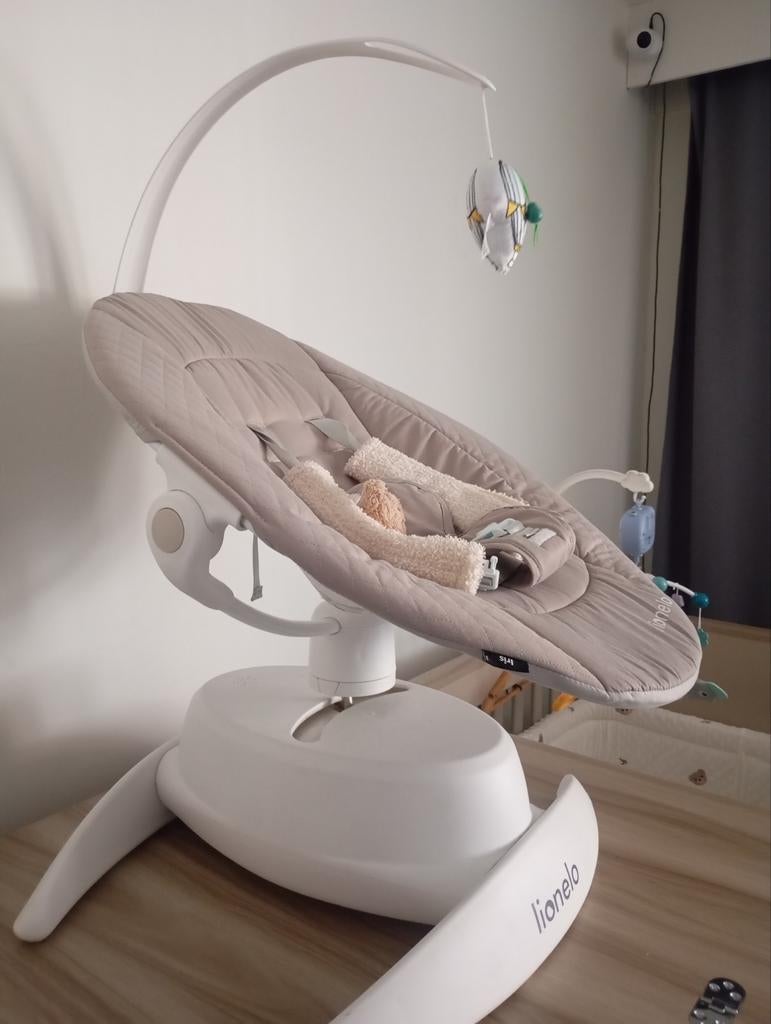 Transat bébé électrique+Mélodie très peu utilisé (3 mois), Enfants & Bébés, Autres marques, Enlèvement, Utilisé, Avec ceinture(s)