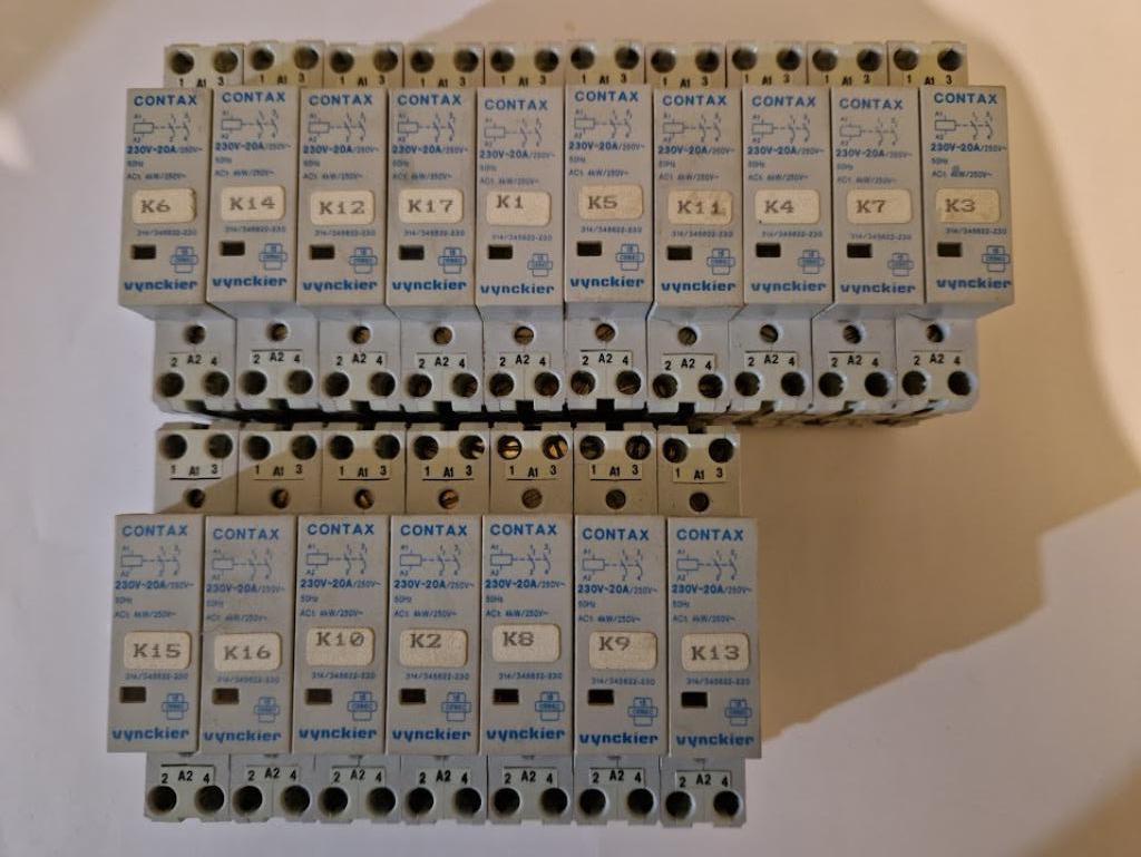 Contax relais 20 A 2 polig Vynckier, Elektronische apparatuur, Verzenden, Zo goed als nieuw