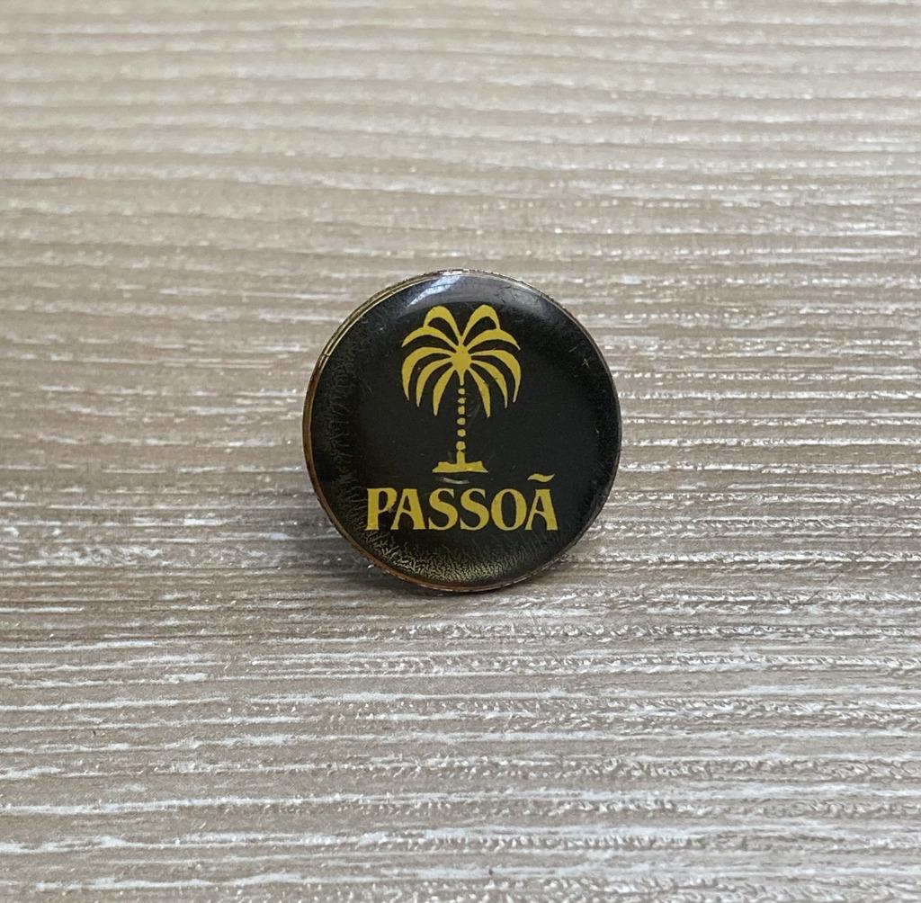 PIN - PASSOA - LIKEUR - LIQUEUR, Verzamelen, Verzenden, Gebruikt, Merk, Speldje of Pin