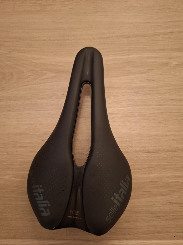 Zadel sella italia novus evo helemaal., Ophalen, Nieuw, Zadel, Selle Italia