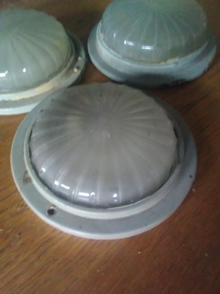 Ancienne lampe  plafonnier d ambulance, Enlèvement ou Envoi