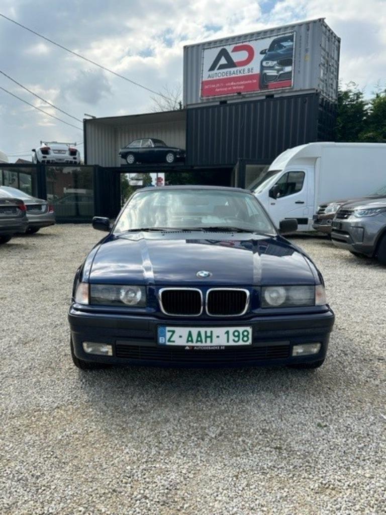 BMW 318 Cabrio Nieuwe electrische kap / Geen roest / Nieuwe, Auto's, Euro 2, 4 zetels, Zwart, Cabriolet
