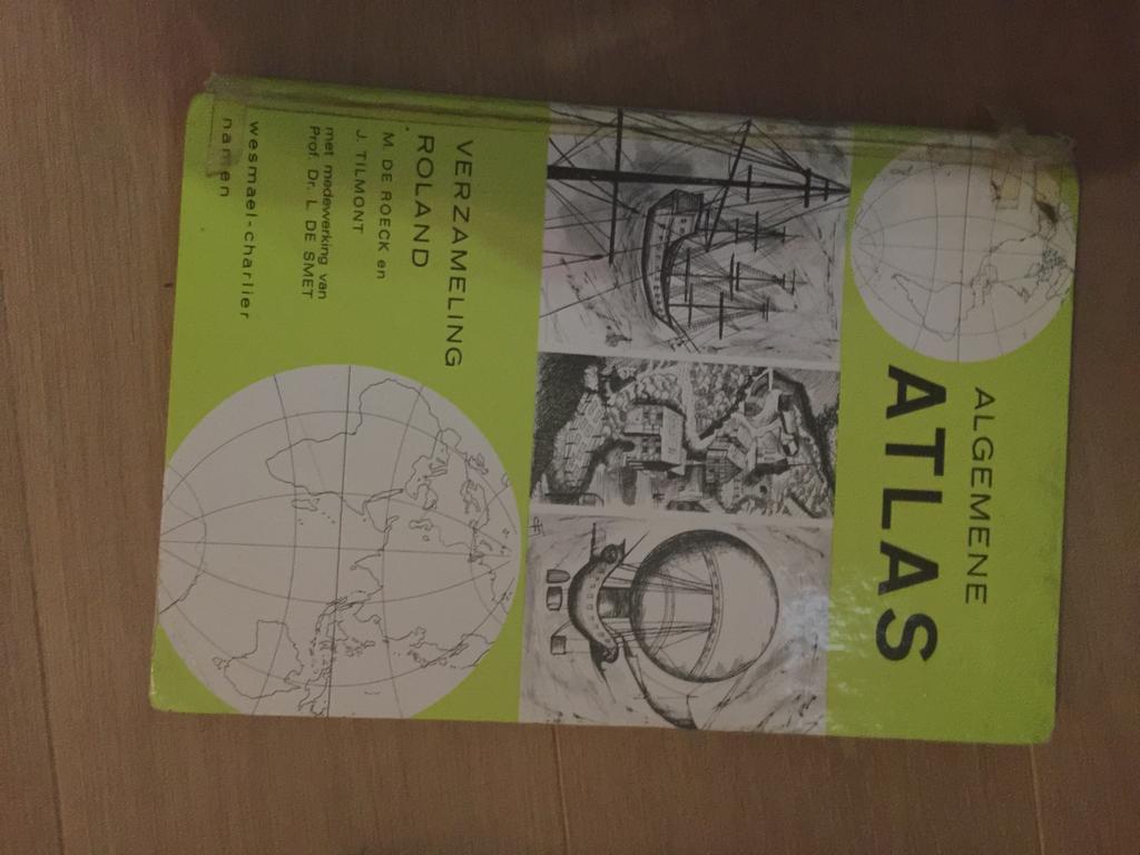 Grote atlas, Ophalen of Verzenden, Zo goed als nieuw