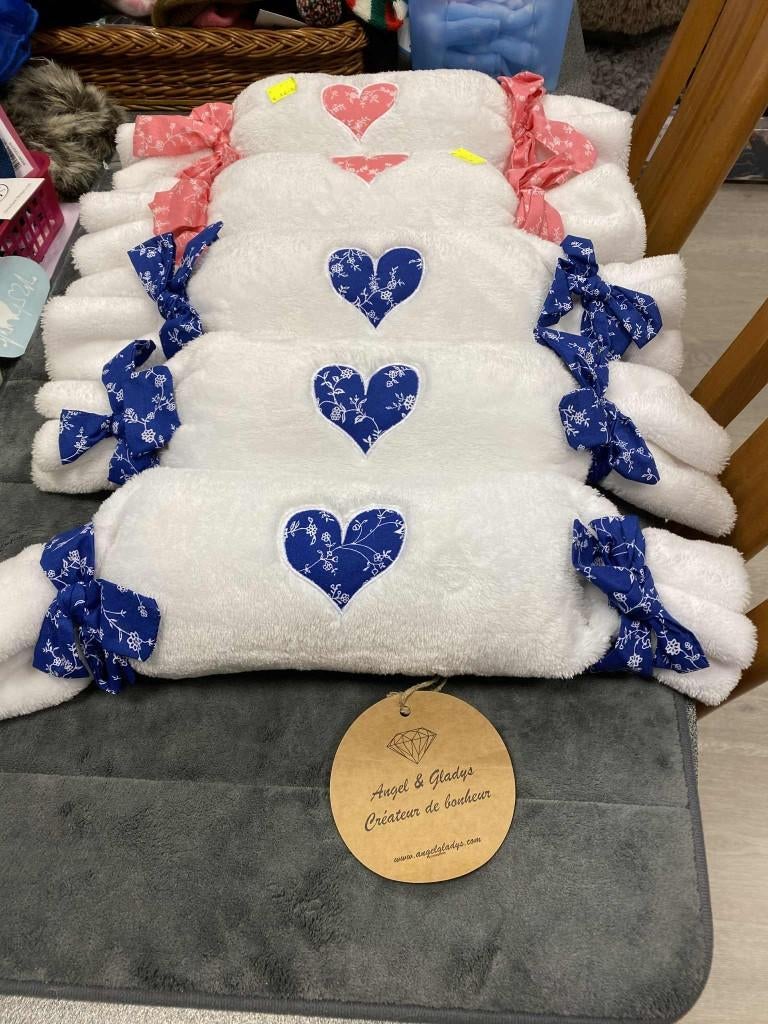 Leuke kussentjes van Angel and Gladys aan outletprijs, Dieren en Toebehoren, Ophalen of Verzenden, Nieuw
