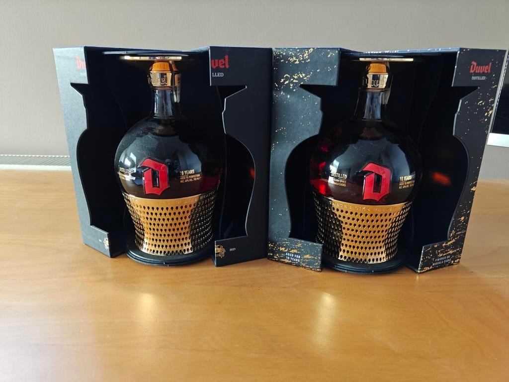 Duvel Distilled Celebration Bottles 2021 & 2023 (2 flessen), Collections, Marques de bière, Enlèvement, Duvel