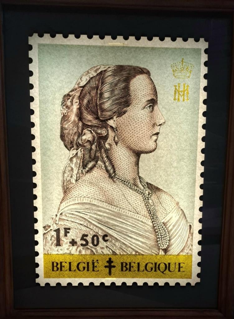 Cadres à timbres avec lumières, Enlèvement