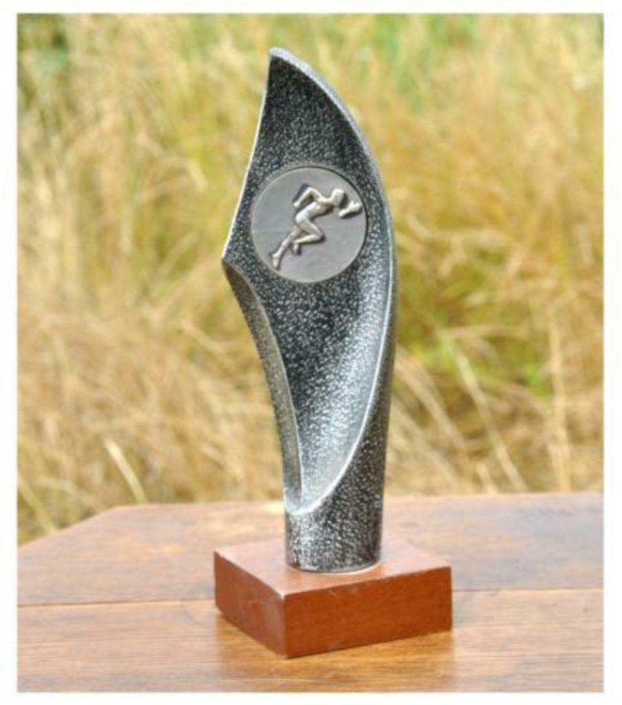 trophée design de course, Antiquités & Art, Enlèvement ou Envoi