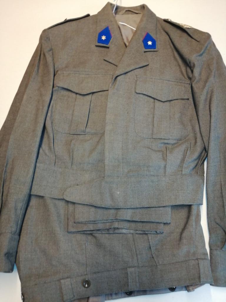 BELGIQUE - ABL - SOUS LIEUTENANT LOGISTIQUE - 1968, Ophalen of Verzenden, Landmacht, Kleding of Schoenen