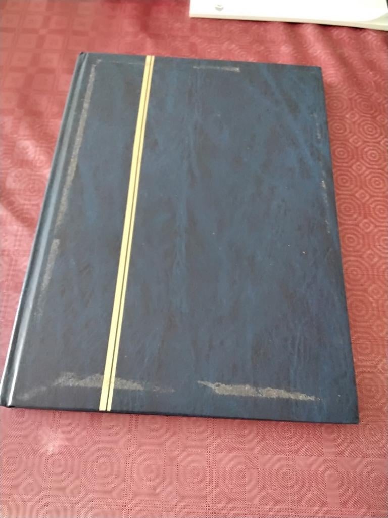 Boek met postzegels, Ophalen
