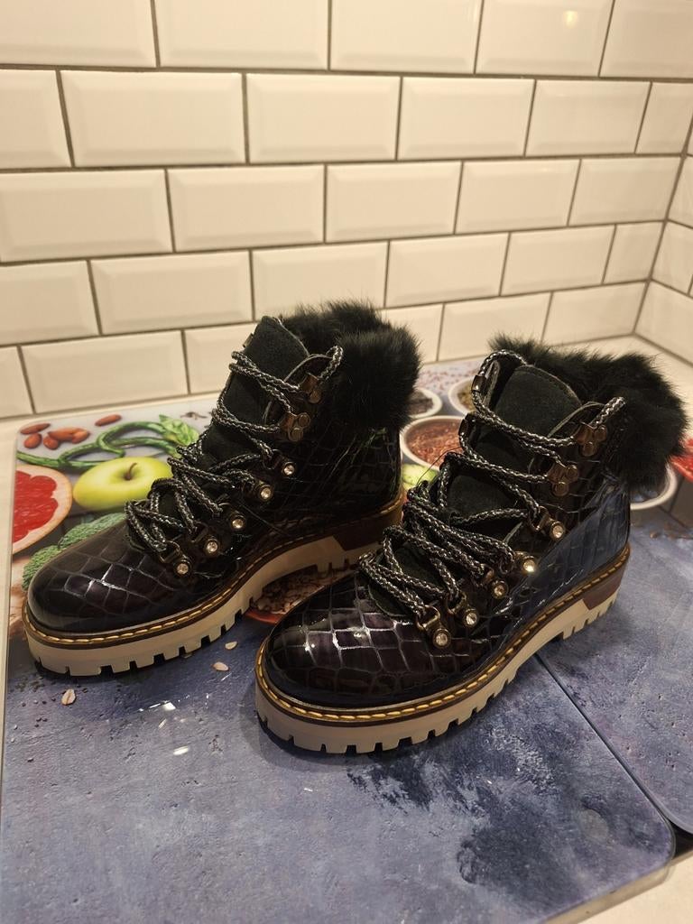 Nieuwe schoenen paris londres, Ophalen of Verzenden, Nieuw