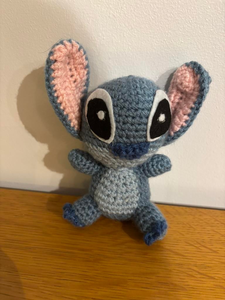 Stitch au crochet fait main, Enfants & Bébés, Jouets | Peluches, Enlèvement ou Envoi, Neuf