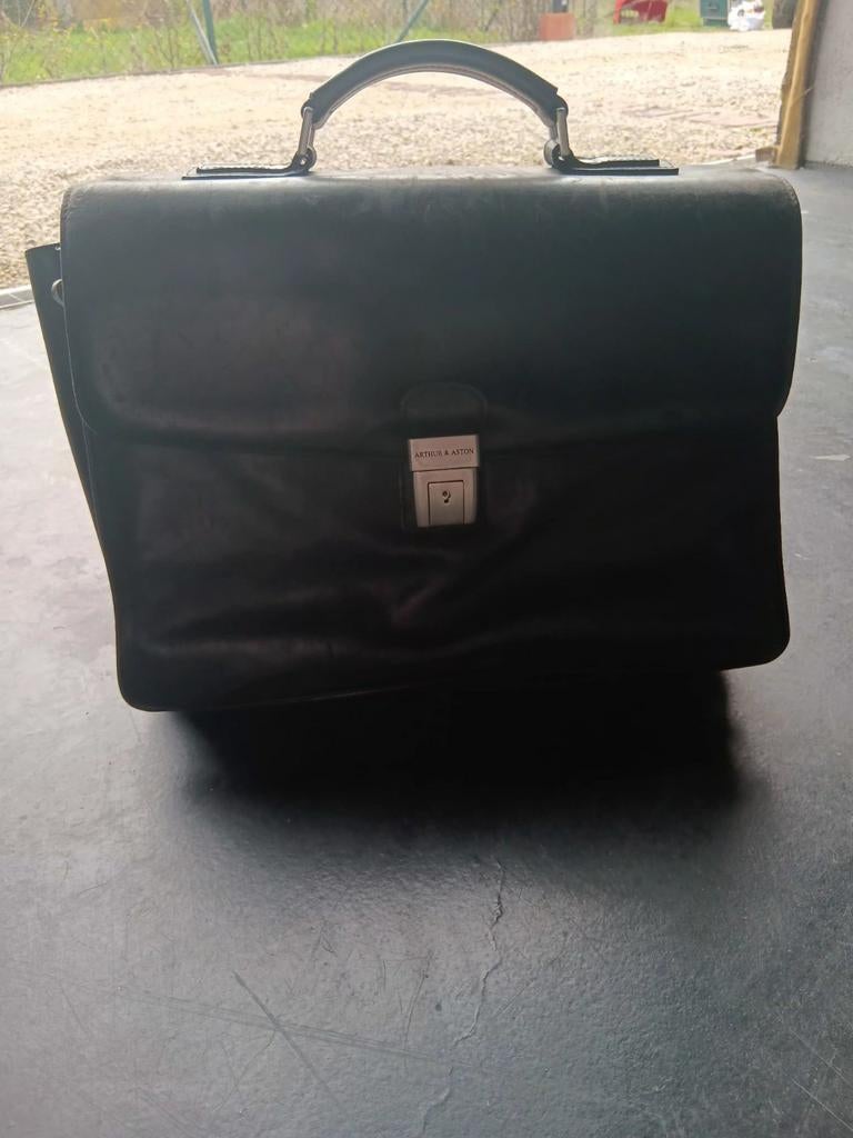 Leren tas, Handtassen en Accessoires, Tassen | Damestassen, Ophalen, Gebruikt, Overige kleuren, Overige typen