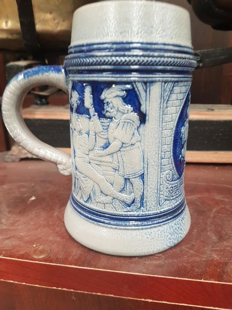 Bierpot met figuur, Ophalen of Verzenden