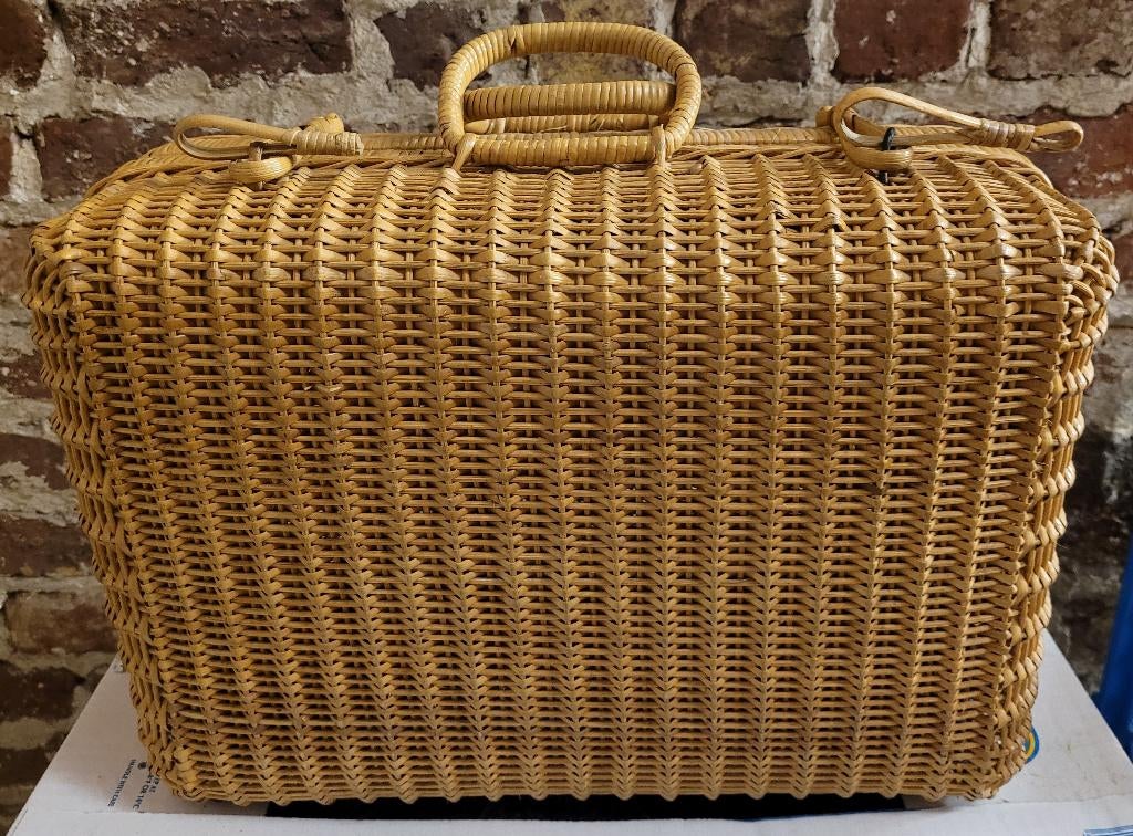 Valisette-panier en rotin/osier en bel état (40x30x20)., Enlèvement ou Envoi, Comme neuf