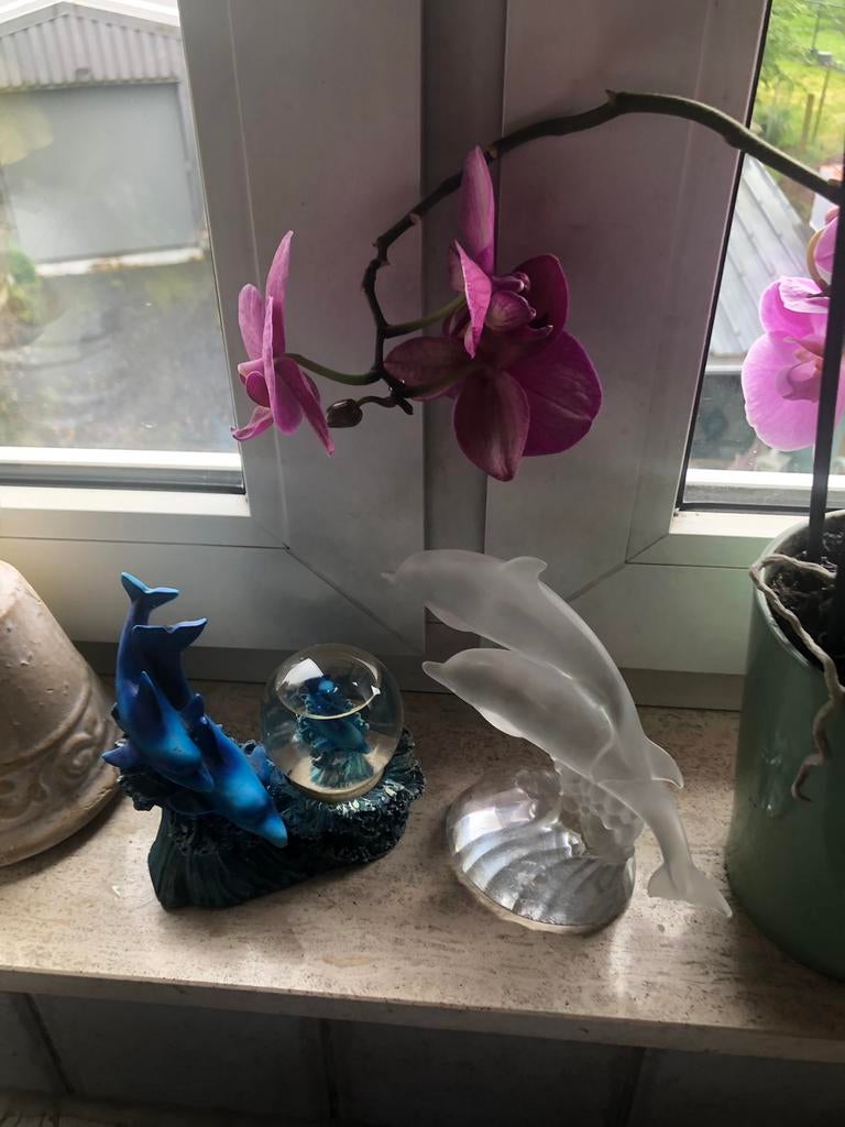 2 dolfijnen beeldjes in glas, Ophalen, Zo goed als nieuw, Dier