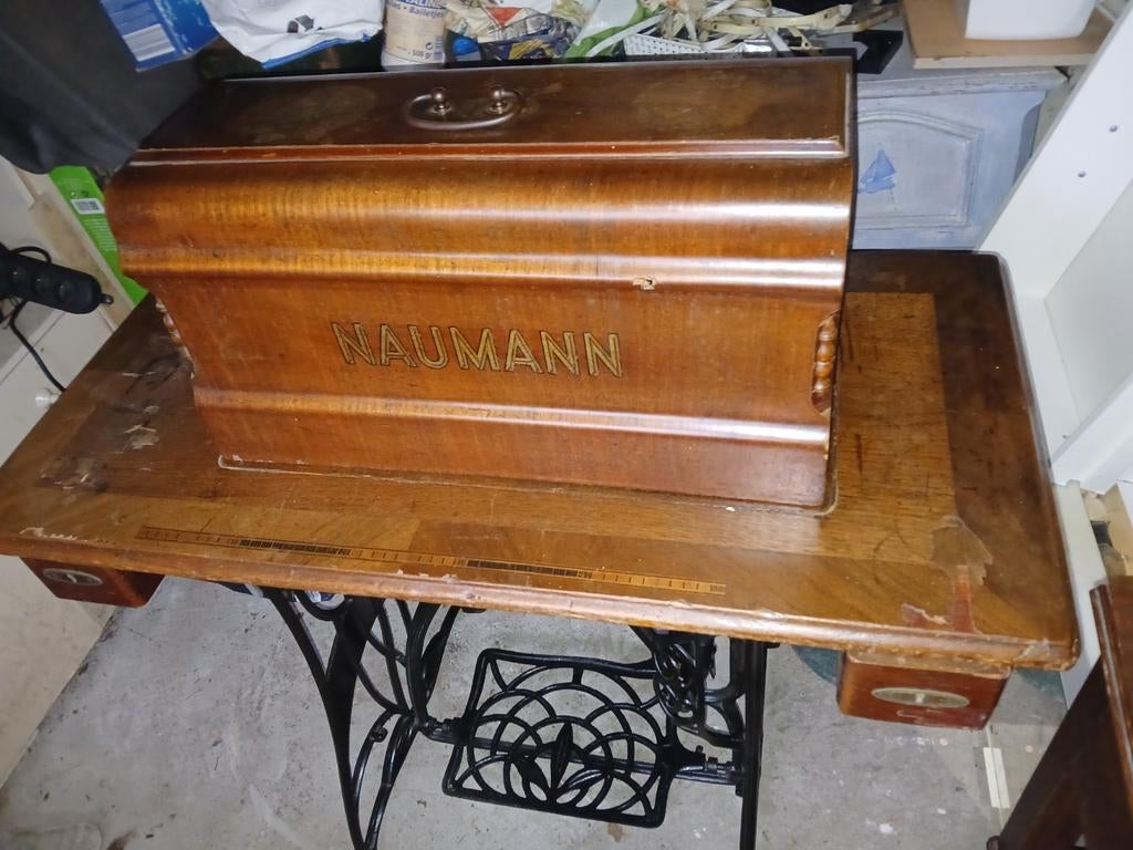 Naumann naaimachine in zeer goede staat, meer dan 100 jaar, Antiek en Kunst, Ophalen of Verzenden