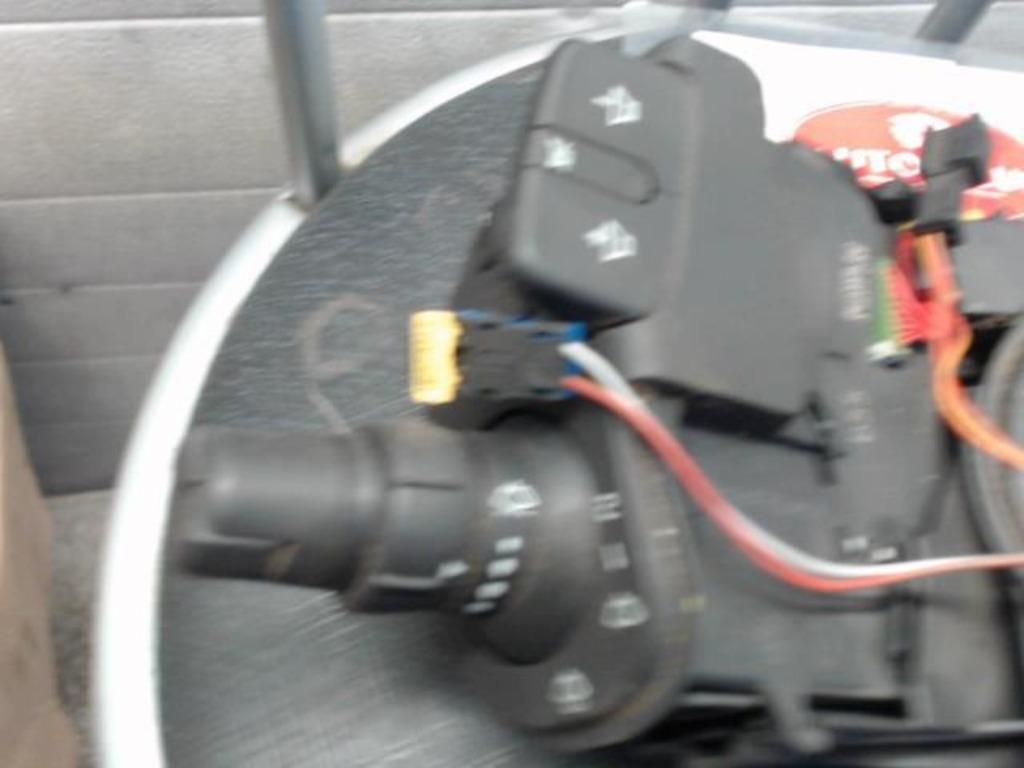 Commodo Renault Kangoo 2003-2007 8200906823 (300), Autos : Pièces & Accessoires, Enlèvement ou Envoi, Utilisé, Renault