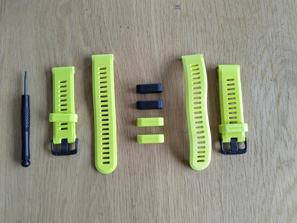 Bracelets et boucles de bracelet - Garmin 945 (jaune), Enlèvement ou Envoi, Neuf, Jaune