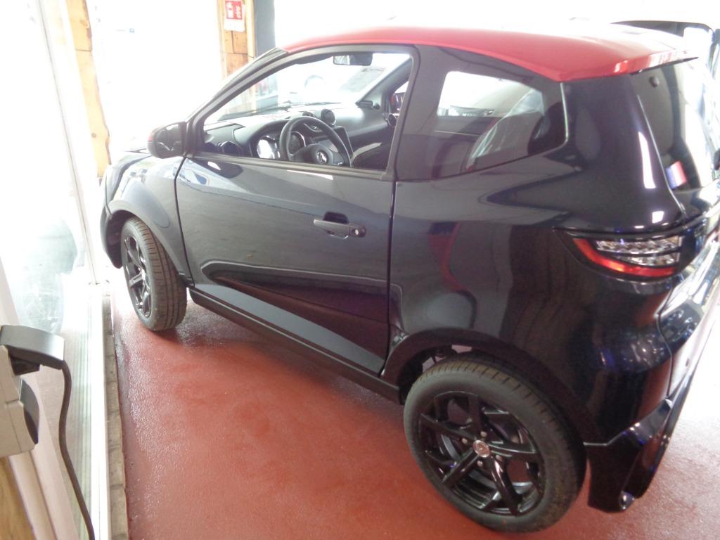 diverse modellen aixam uit stock leverbaar, Autos, Achat, Entreprise, Autres couleurs, 2 cylindres