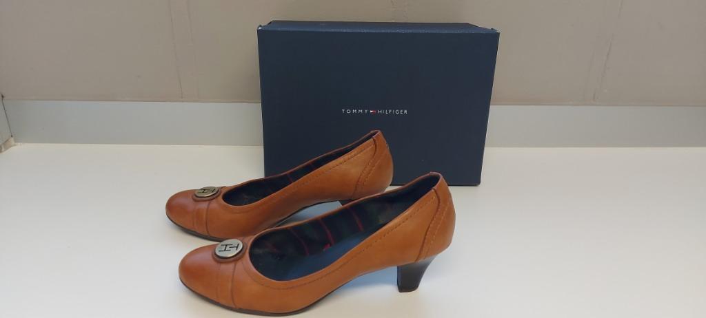 TOMMY HILFIGER  PUMPS, Kleding | Dames, Schoenen, Overige kleuren, Ophalen of Verzenden, Gedragen, Pumps