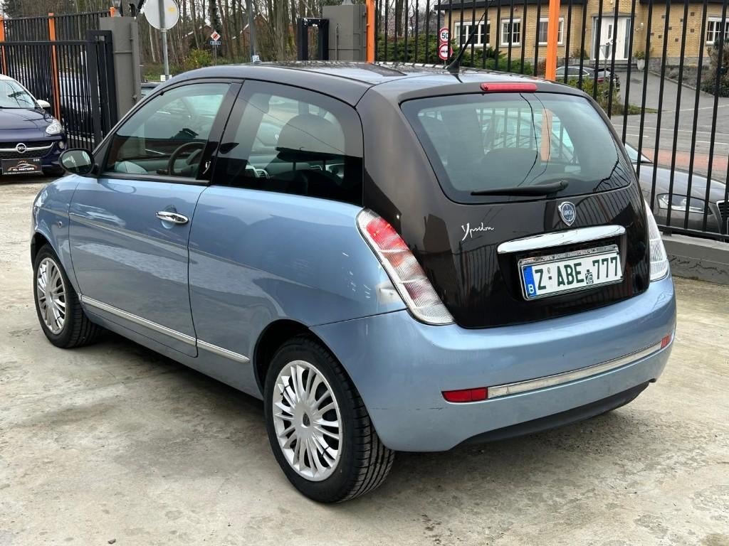 Lancia yspilon ** 115.000 km ** 2.790€, Autos, Lancia, 1242 cm³, Achat, Entreprise, Alcantara