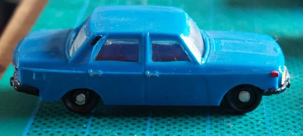 H0LK 0106 WARTBURG 353 1/87, Hobby & Loisirs créatifs, Voitures miniatures | 1:87, Comme neuf, Voiture, Herpa, Enlèvement ou Envoi